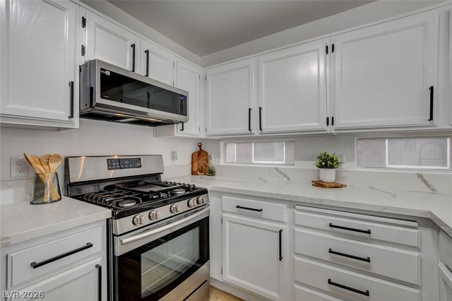 7229 Old Mission Drive, Las Vegas, NV 89128