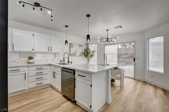 7229 Old Mission Drive, Las Vegas, NV 89128