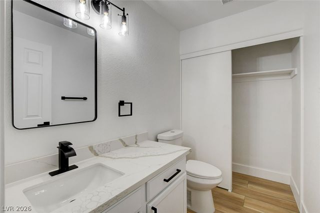 7229 Old Mission Drive, Las Vegas, NV 89128