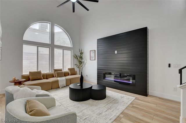 7229 Old Mission Drive, Las Vegas, NV 89128