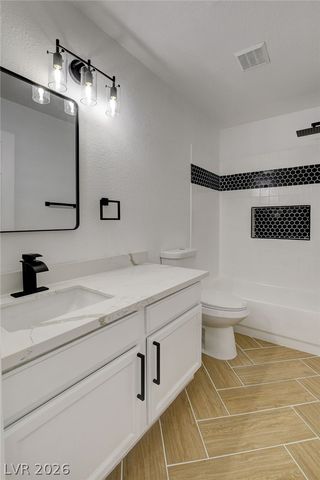 7229 Old Mission Drive, Las Vegas, NV 89128