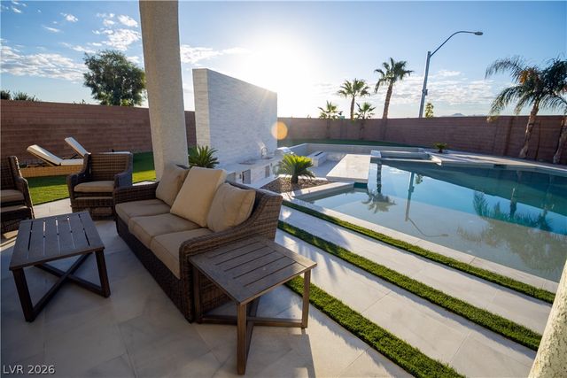 7614 Noche Oscura Circle, Las Vegas, NV 89139