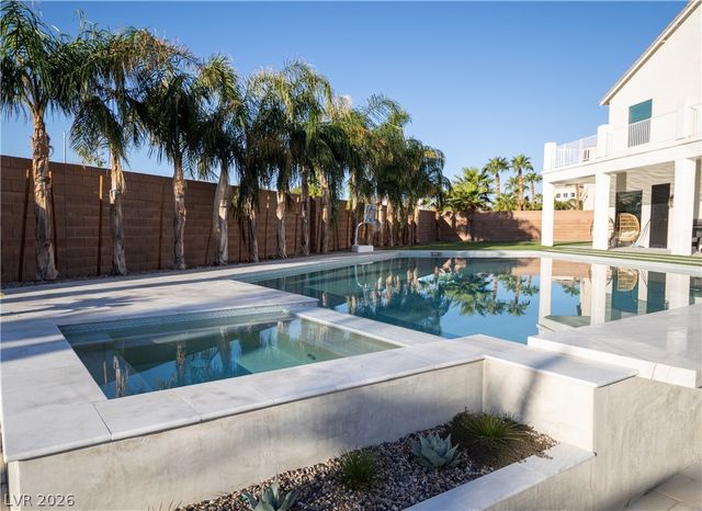 7614 Noche Oscura Circle, Las Vegas, NV 89139