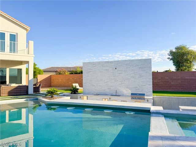 7614 Noche Oscura Circle, Las Vegas, NV 89139