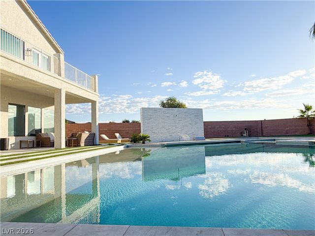 7614 Noche Oscura Circle, Las Vegas, NV 89139