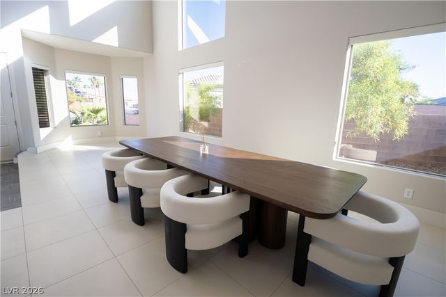 7614 Noche Oscura Circle, Las Vegas, NV 89139