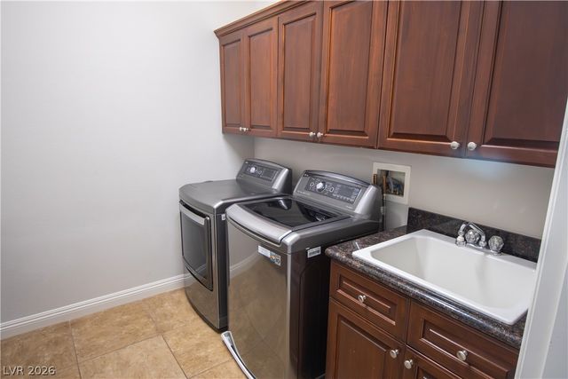 7614 Noche Oscura Circle, Las Vegas, NV 89139