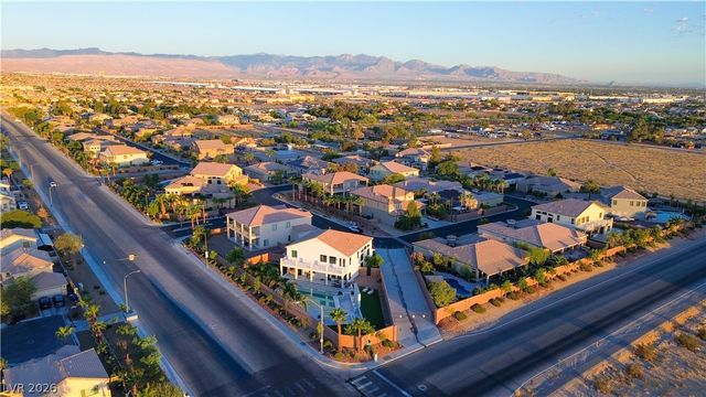 7614 Noche Oscura Circle, Las Vegas, NV 89139