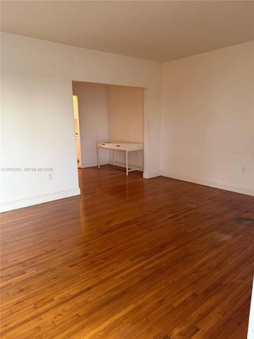 2200 Calais Dr 5, Miami Beach, FL 33141