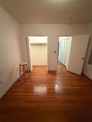 2200 Calais Dr 5, Miami Beach, FL 33141
