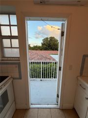 2200 Calais Dr 5, Miami Beach, FL 33141