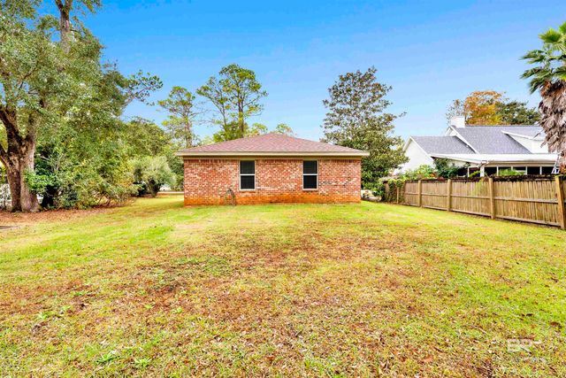 1013 E 23rd Avenue, Gulf Shores, AL 36542