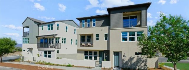 26852 Serif Place, Valencia, CA 91381