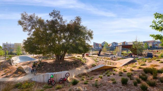 26852 Serif Place, Valencia, CA 91381