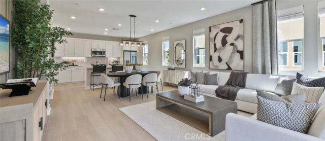 26852 Serif Place, Valencia, CA 91381