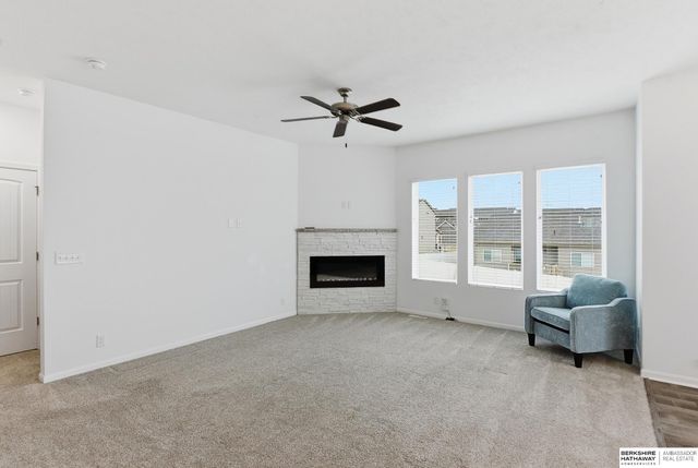 5903 N 183 Street, Elkhorn, NE 68022