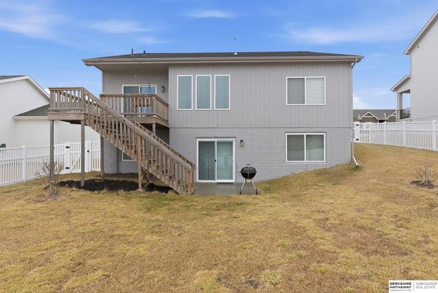 5903 N 183 Street, Elkhorn, NE 68022