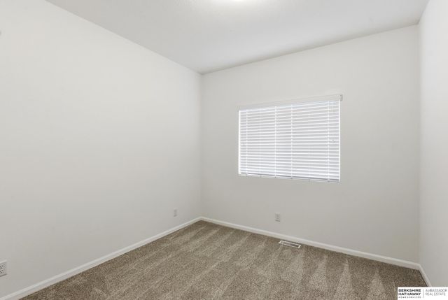 5903 N 183 Street, Elkhorn, NE 68022