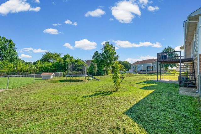 235 Short St, Clarksville, TN 37042