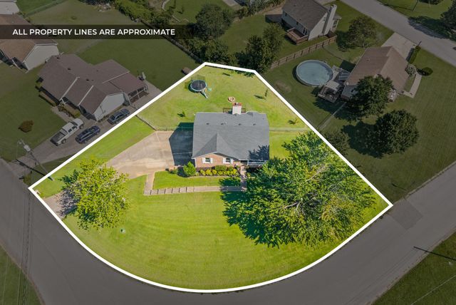235 Short St, Clarksville, TN 37042