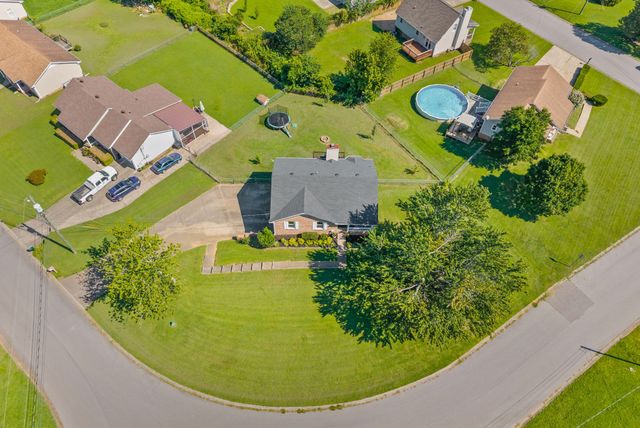 235 Short St, Clarksville, TN 37042
