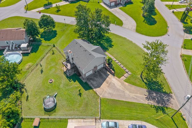 235 Short St, Clarksville, TN 37042