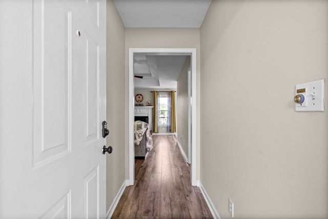 235 Short St, Clarksville, TN 37042