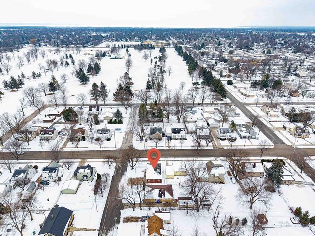 1325 S HARMON STREET, Appleton, WI 54915