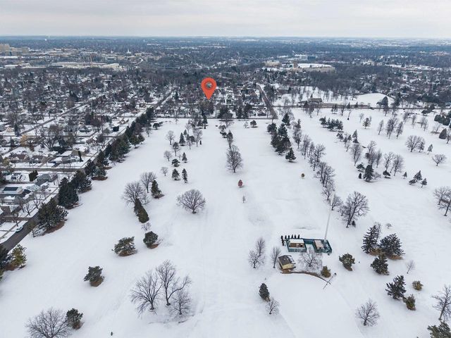 1325 S HARMON STREET, Appleton, WI 54915