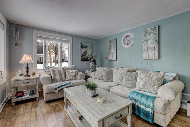 1325 S HARMON STREET, Appleton, WI 54915