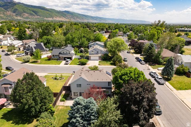 1003 E 1425 N, Layton, UT 84040