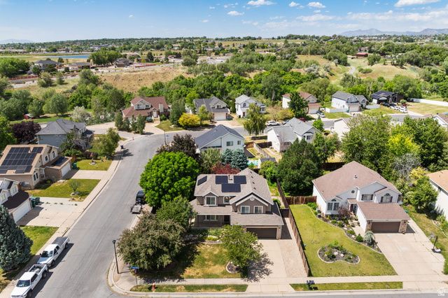 1003 E 1425 N, Layton, UT 84040