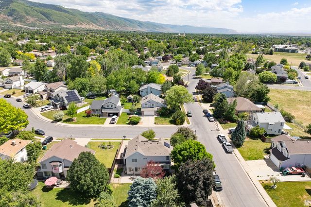 1003 E 1425 N, Layton, UT 84040
