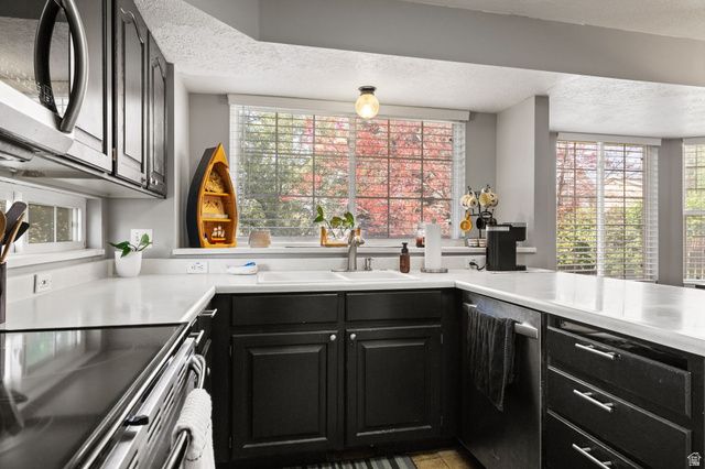 1003 E 1425 N, Layton, UT 84040