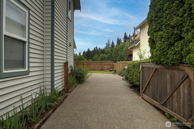 4136 Ingleside Loop SE, Lacey, WA 98503