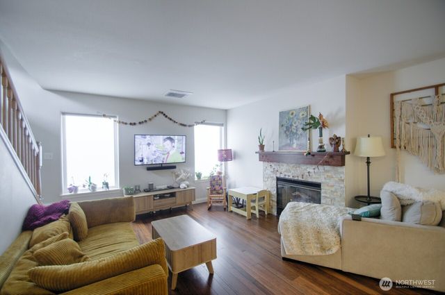 4136 Ingleside Loop SE, Lacey, WA 98503