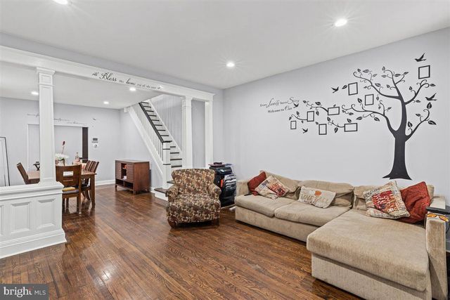 210 DAYTON ST, Trenton, NJ 08610