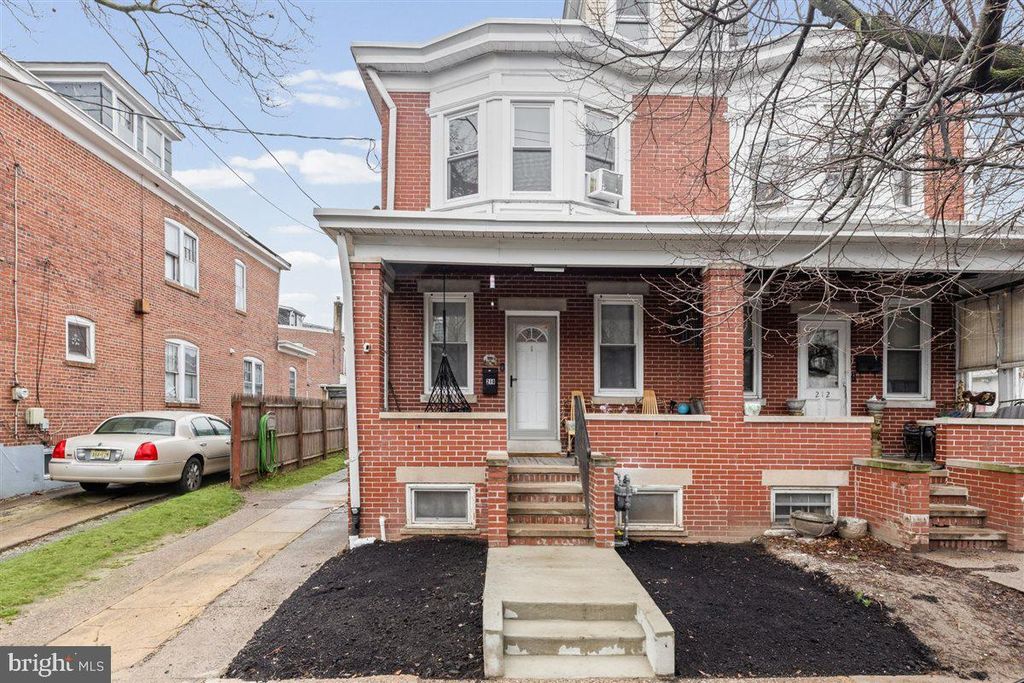 210 DAYTON ST, Trenton, NJ 08610