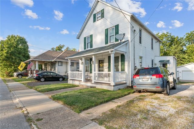 133 Hamilton Avenue, Lorain, OH 44052