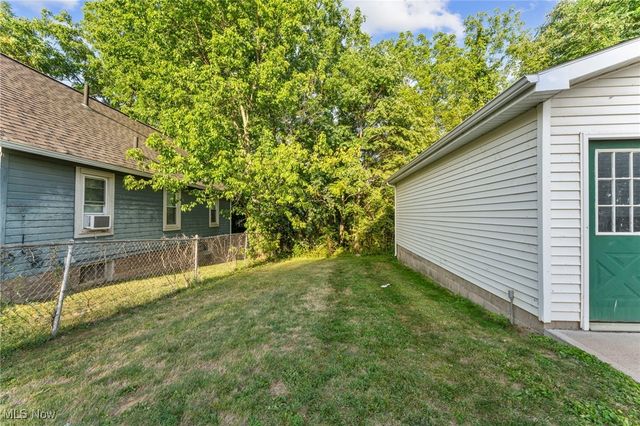 133 Hamilton Avenue, Lorain, OH 44052