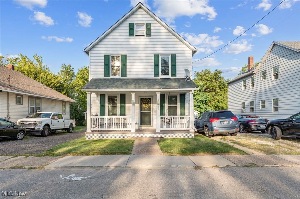 133 Hamilton Avenue, Lorain, OH 44052