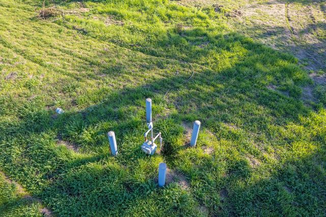 12027 S Brawley Avenue, Caruthers, CA 93609