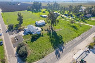 12027 S Brawley Avenue, Caruthers, CA 93609