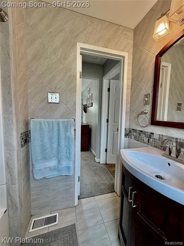 4654 Davidson Road, Smiths Creek, MI 48074