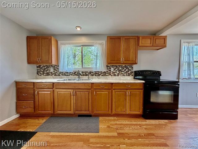 4654 Davidson Road, Smiths Creek, MI 48074