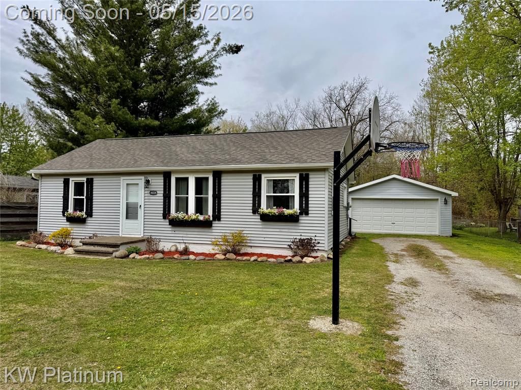 4654 Davidson Road, Smiths Creek, MI 48074