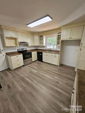 1109 Reid Harkey Road, Matthews, NC 28105