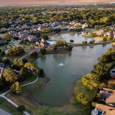 6715 Arrowbrook Cove Ln, Katy, TX 77493