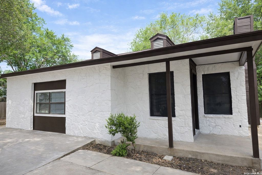 507 W 5TH ST, Converse, TX 78109