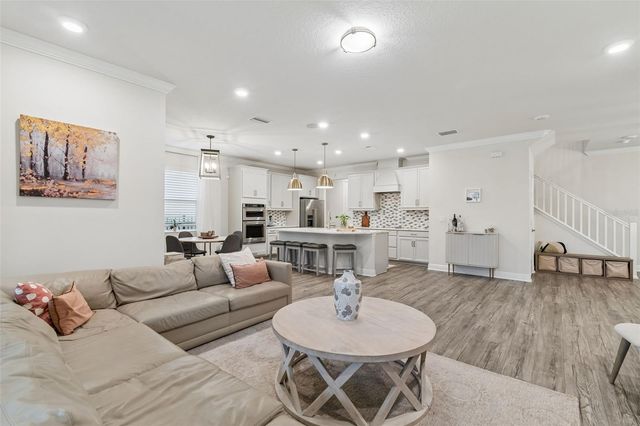 11512 NAVEL ORANGE WAY, Tampa, FL 33626